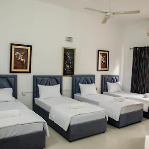Funk Bunks - By The Hostel Kandy